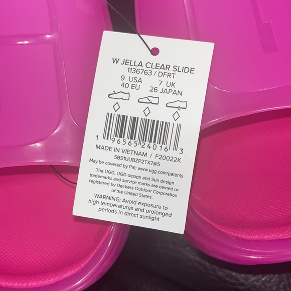 UGG Slides - Picture 5 of 6